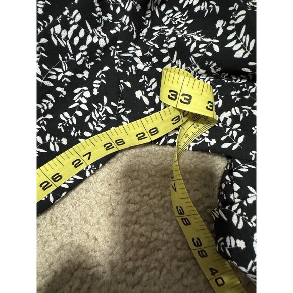 Ellen Tracy Women’s Black Mini Leaf Jumpsuit Size XS NWT - Picture 16 of 16